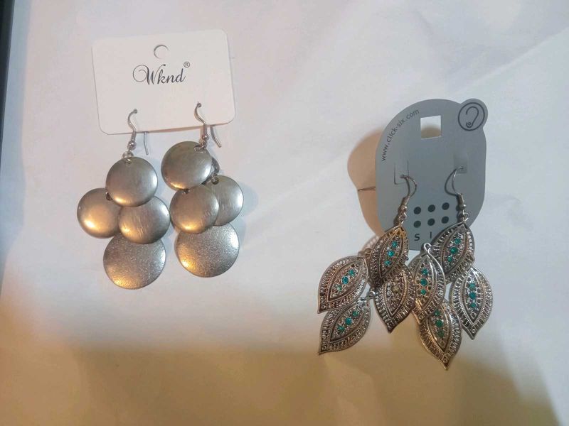 C Dangle Earrings Set