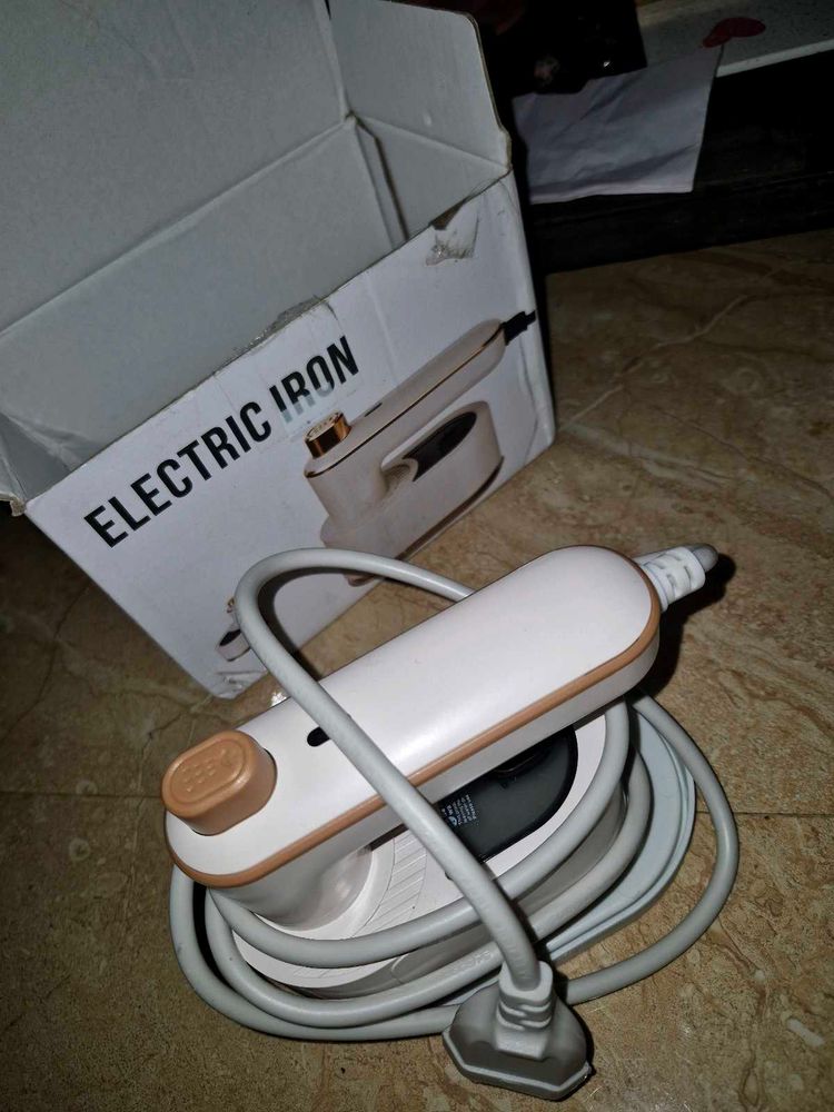 Portable Electric Travel Iron