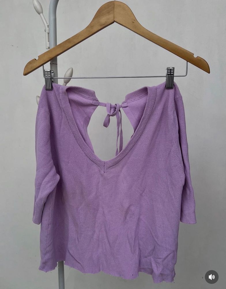 Lavender V-Neck Knit Top