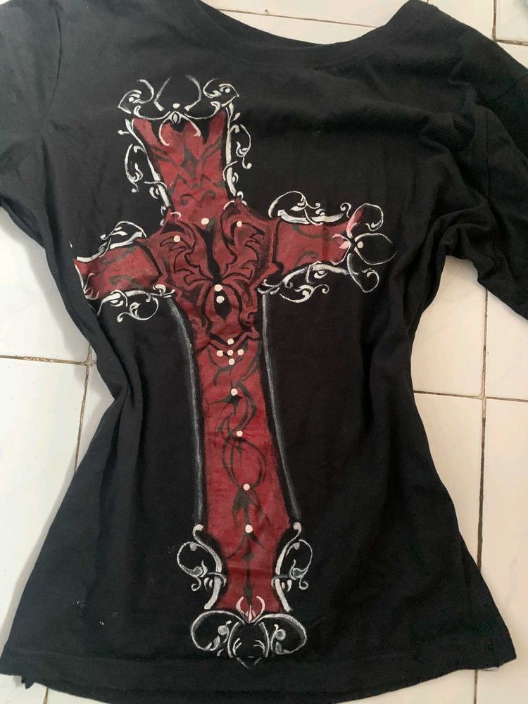 Y2K Grunge emo off Shoulder tee