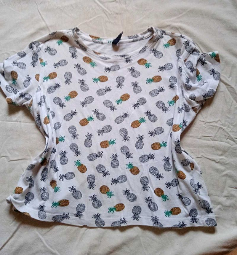 Cute Pineapple Print T-Shirt