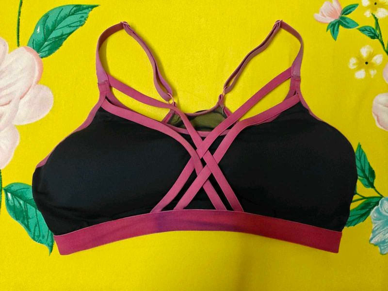 Stylish Black &amp; Pink Sports Bra