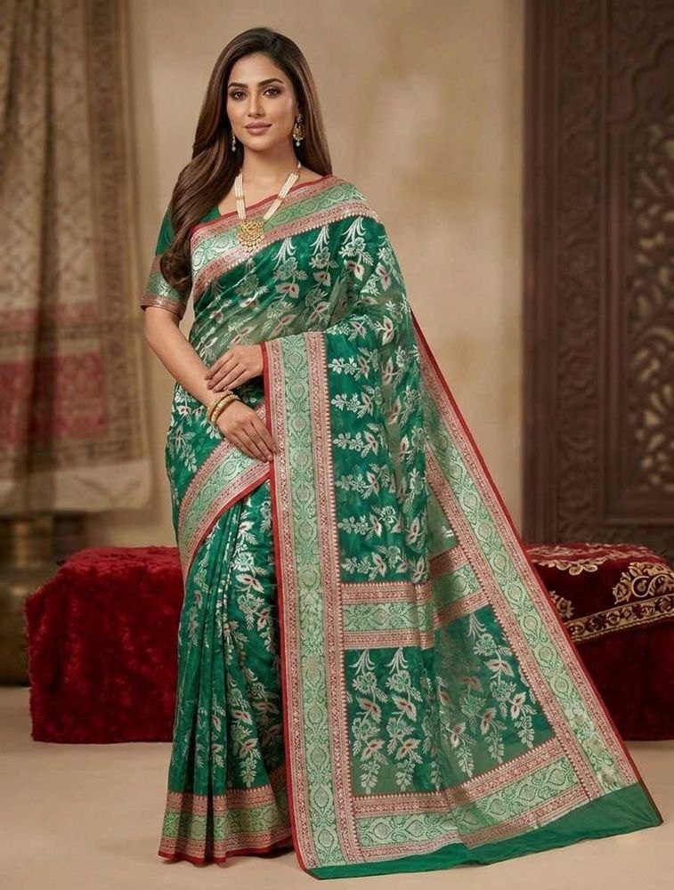 Premium Emerald Green &amp;  Red Silver Zari Saree