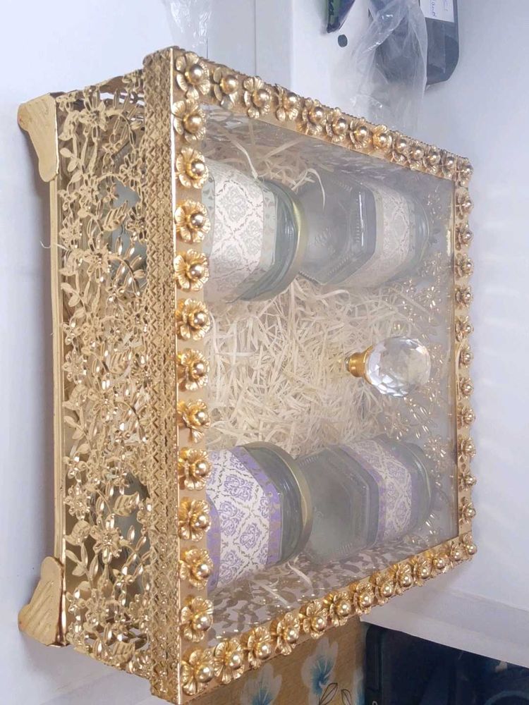 Metal Dry Fruit Gifting Box Gold with 4 jars