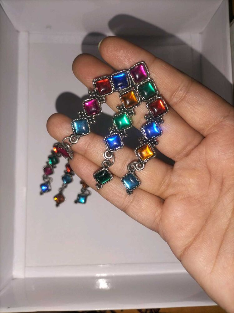 3 Earrings in combo.