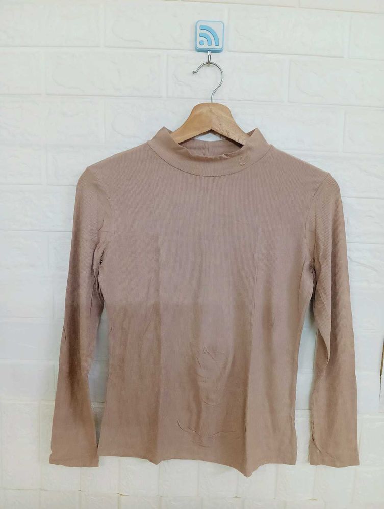 Neutral Turtleneck Long Sleeve Top