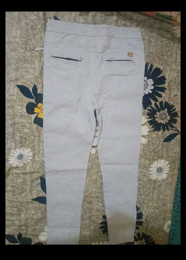 Combo Jeans And Track Pant