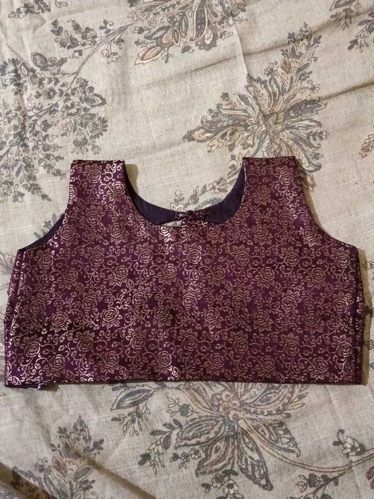 Elegant Brocade Scert Blouse
