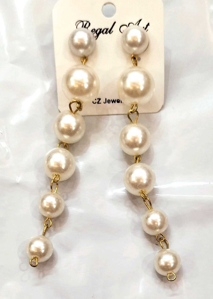 Women Stylish Earring