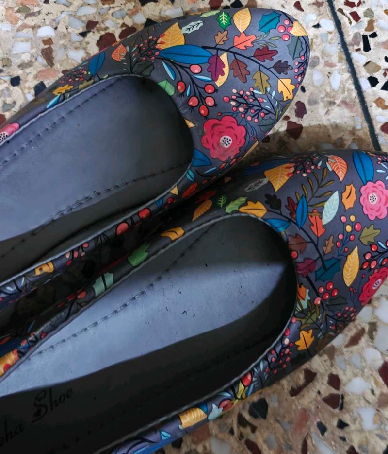 Charming Floral Print Ballerina Flats