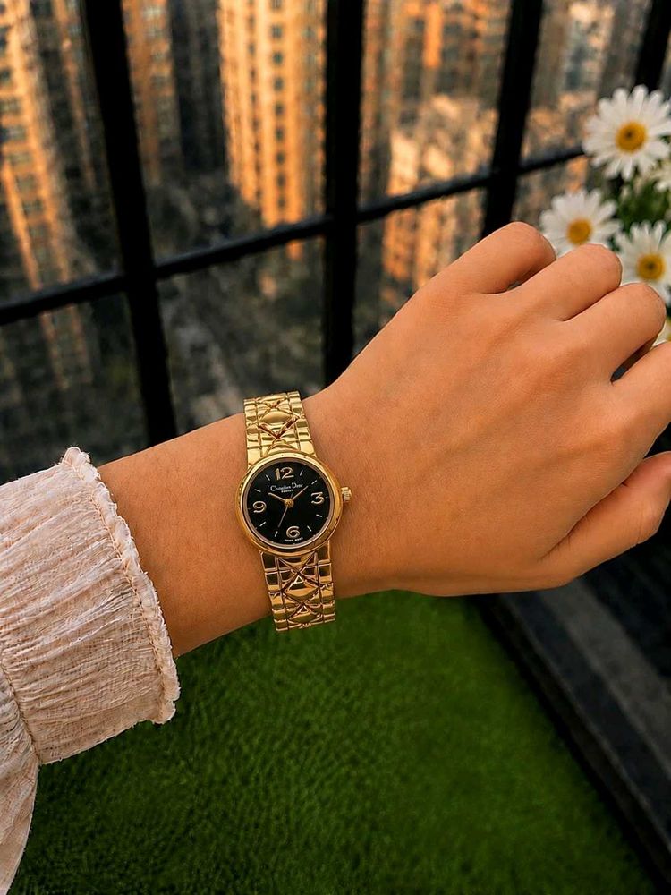 CHRISTIAN DIOR LA D DE  WATCH FOR LADIES