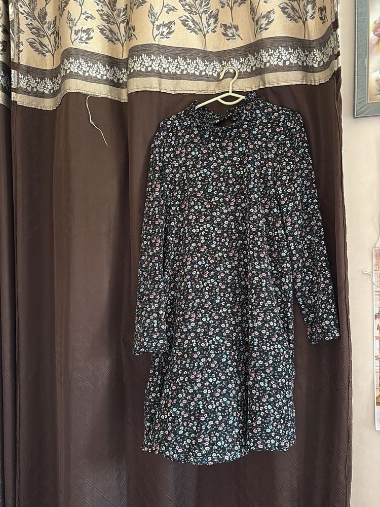 Floral Print Mock Neck Dress