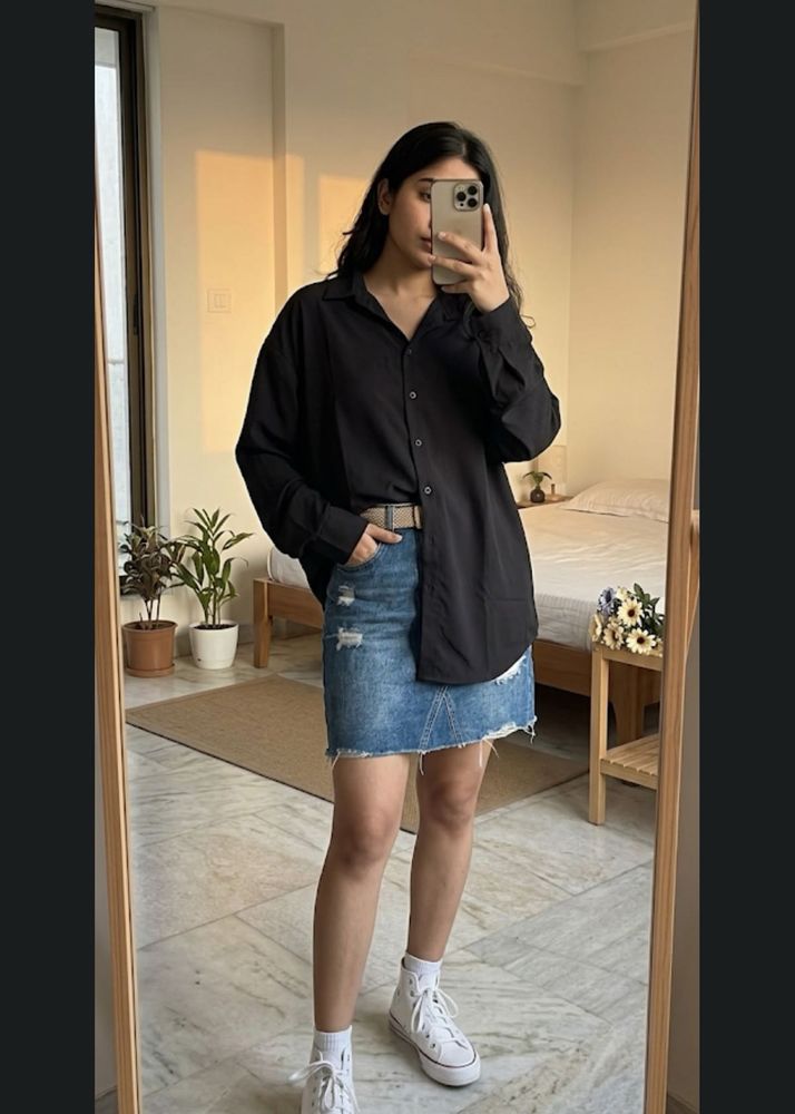 Sleek Black shirt