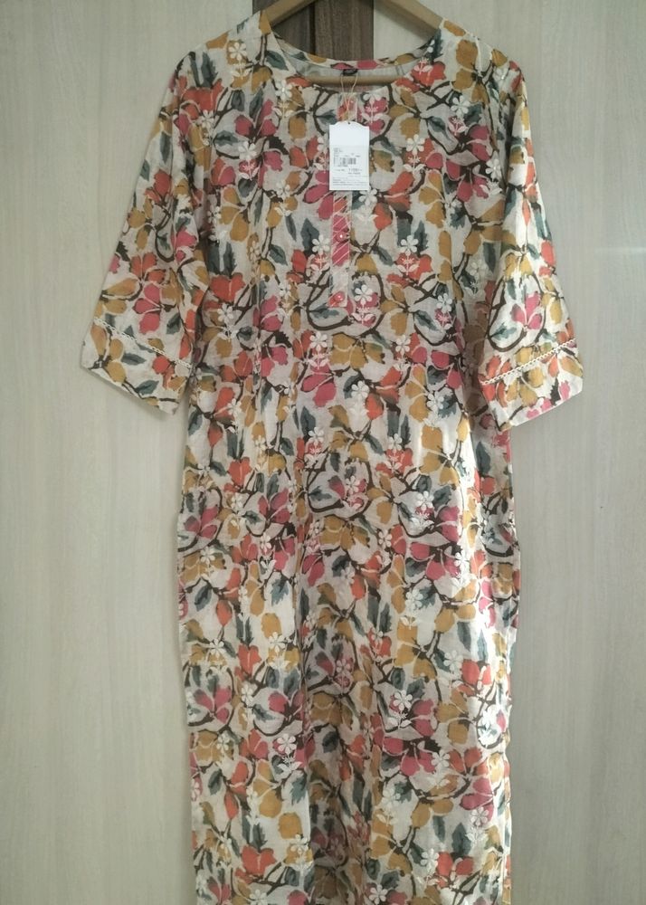 Floral Cotton kurti By Chaudhari Lifestyle (XXL)
