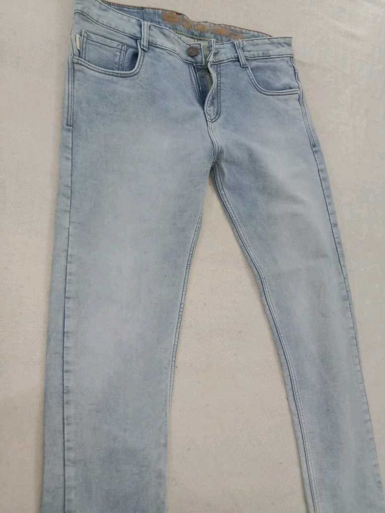 Light Wash Denim Jeans