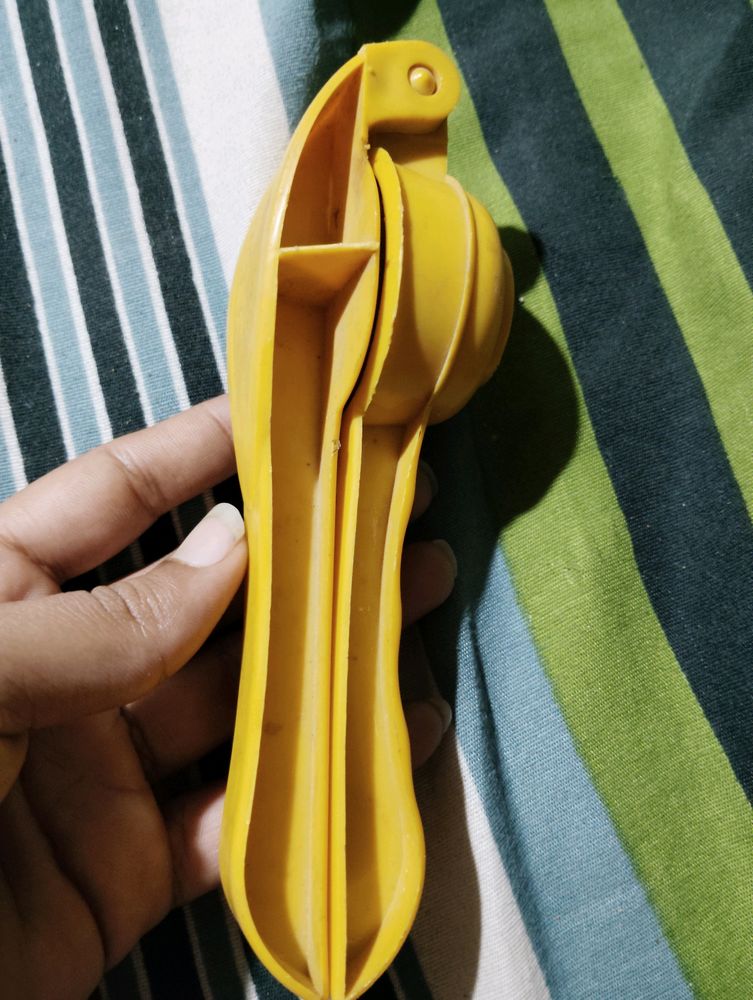 Lemon Squezzer