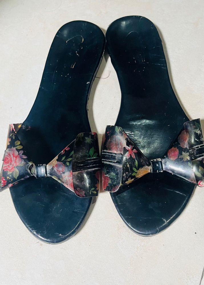 Chic Black sleeper, flats 🥿