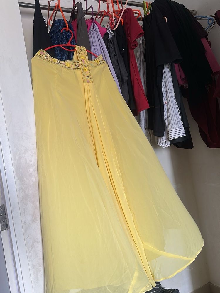 Elegant Yellow Lehenga Choli Set