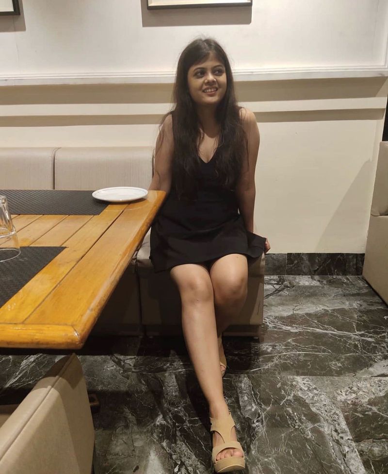 Classic Black Sleeveless V-Neck Dress