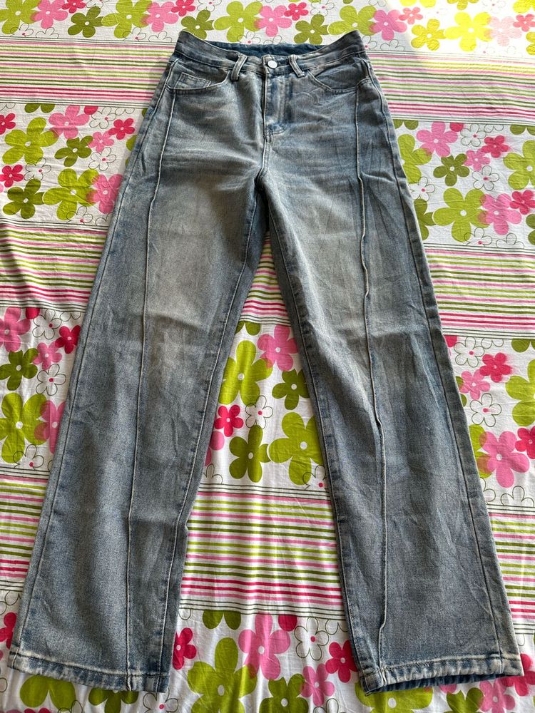 Jeansss