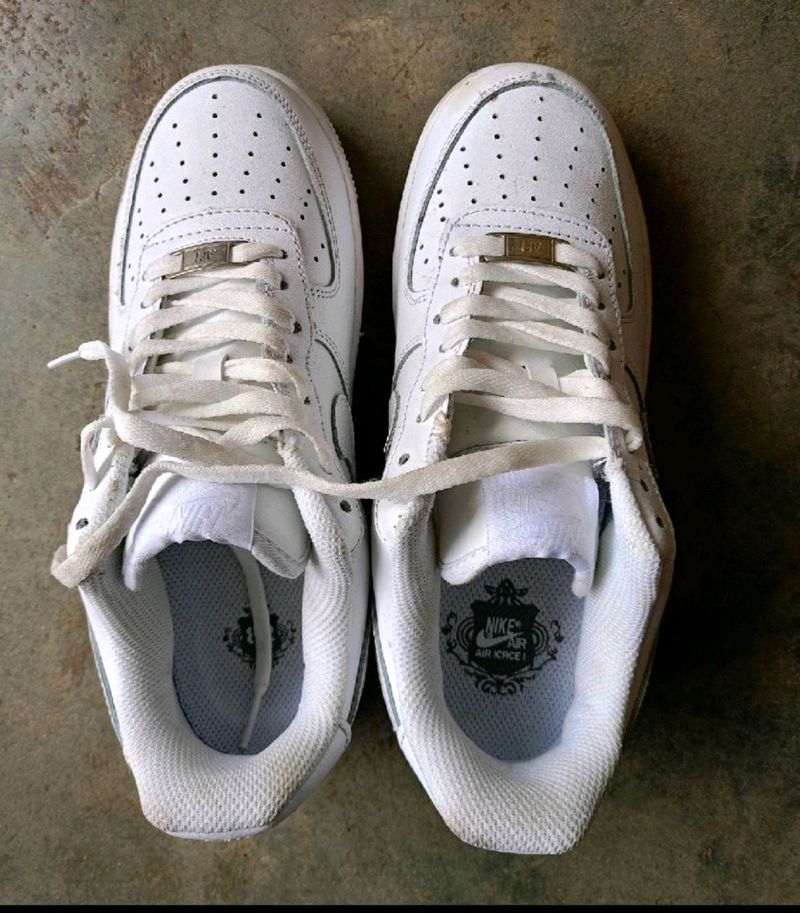 Nike First Copy