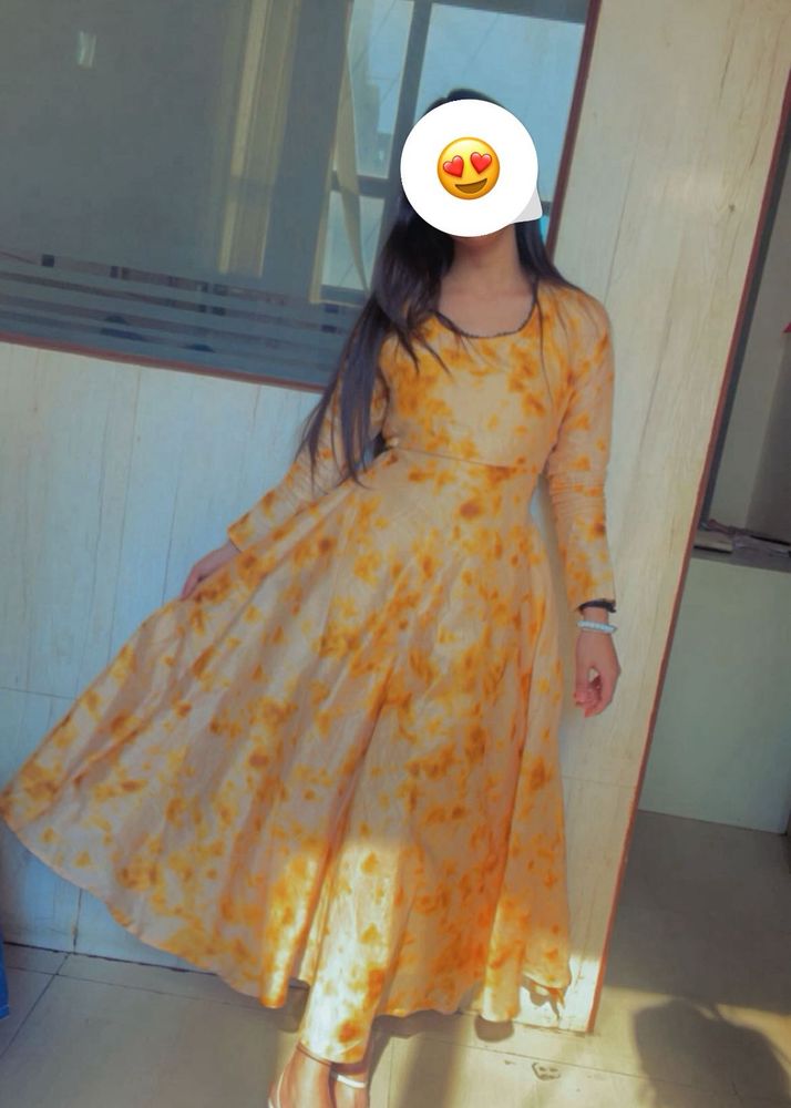 Beautiful Orange Tie-Dye Ethnic Gown