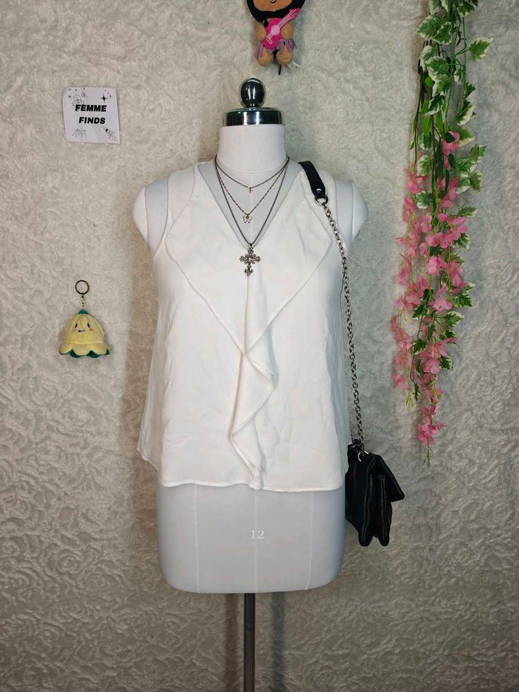 Chic White Sleeveless Ruffle Top