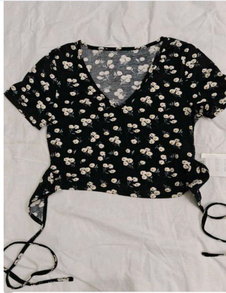 Chic Floral Print Wrap Top