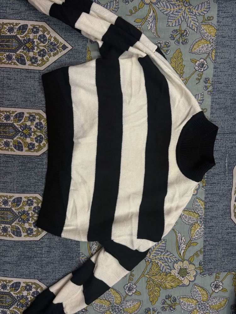 H&amp;M, Black &amp; White Striped Knit Sweater