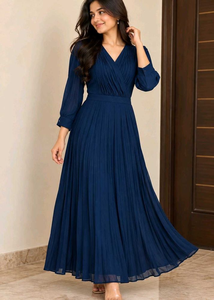 Elegant Navy Blue Pleated Maxi Dress