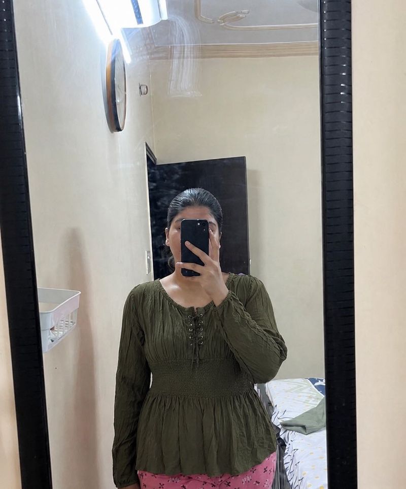 Chic Olive Green Lace-Up Peplum Top