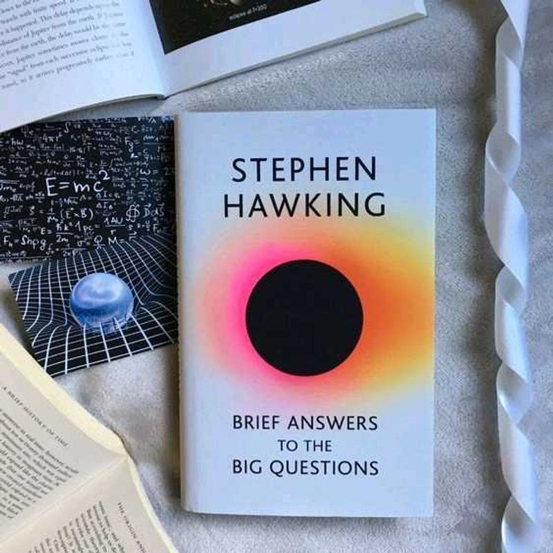 Stephen Hawking: Brief Answers to Big Questions