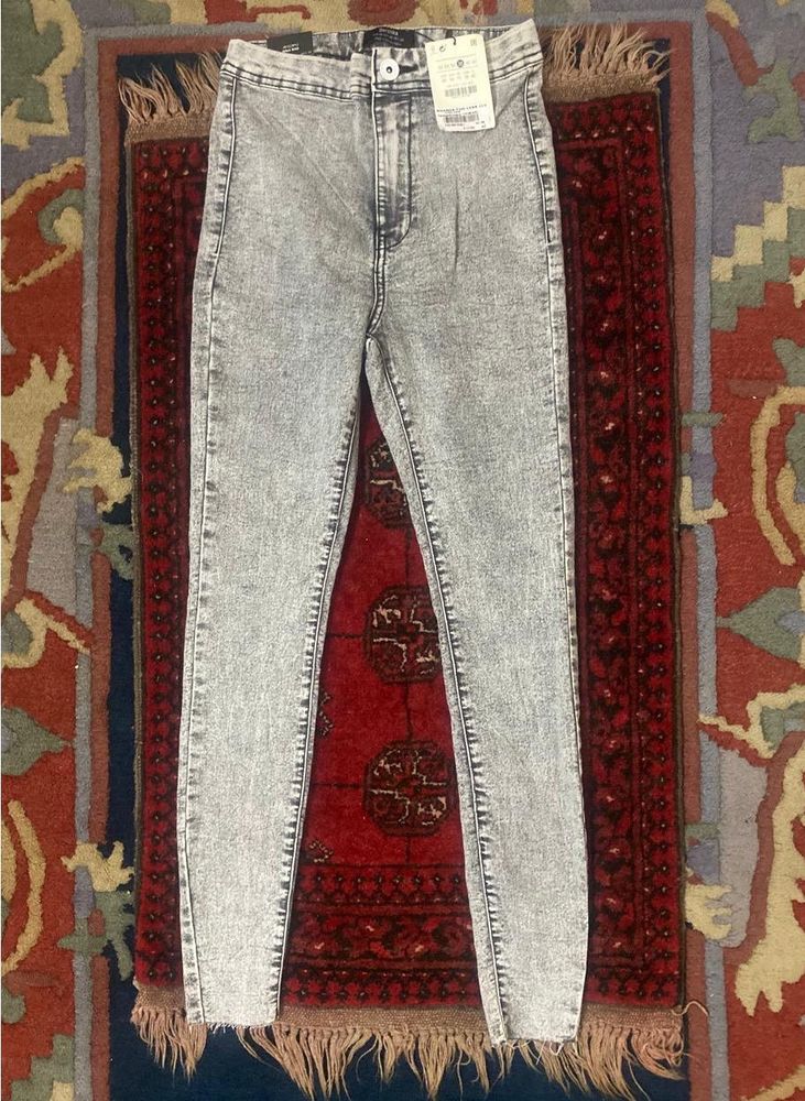 Bershka High Waisted Acid Wash Jeans