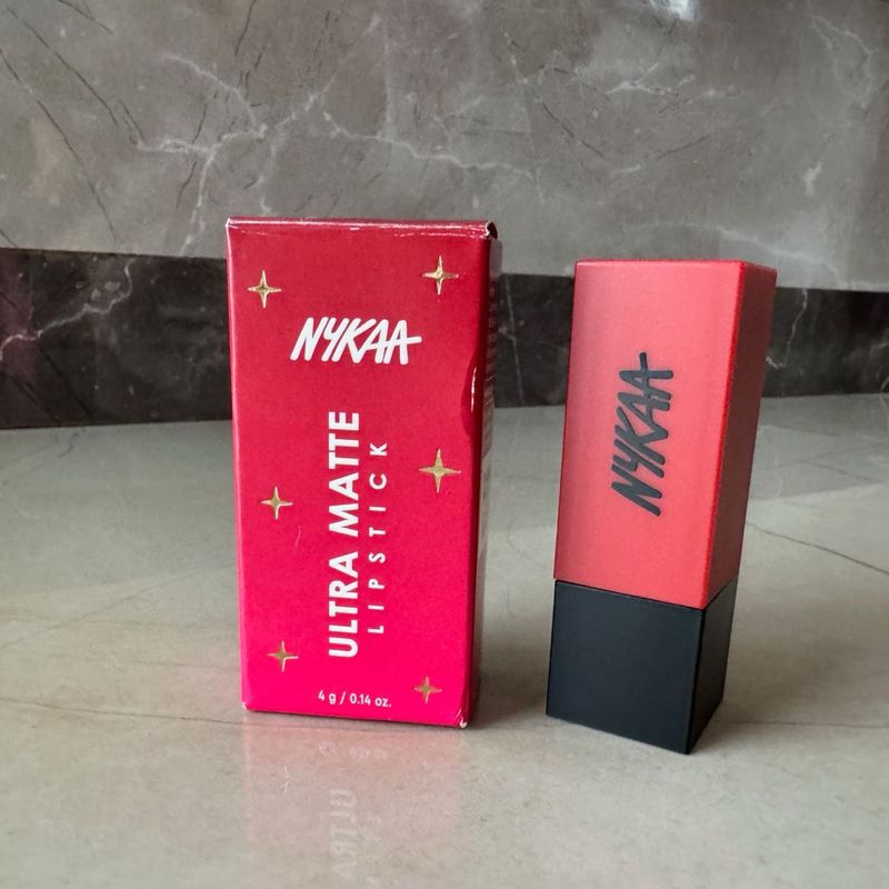 Nykaa Ultra Matte Lipstick Madhu color