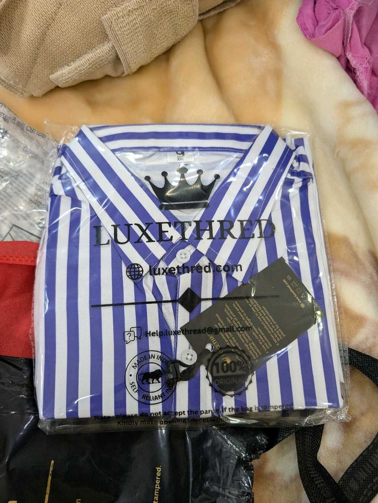 LUXETHRED Men's Blue &amp; White Striped Shirt