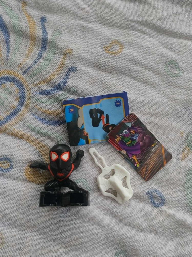 Spider-Man Action Figure with Cards
