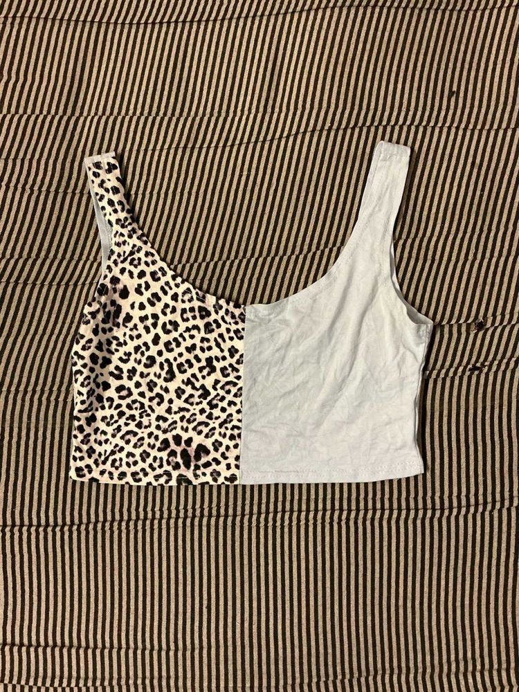 Trendy Asymmetrical Tank Top