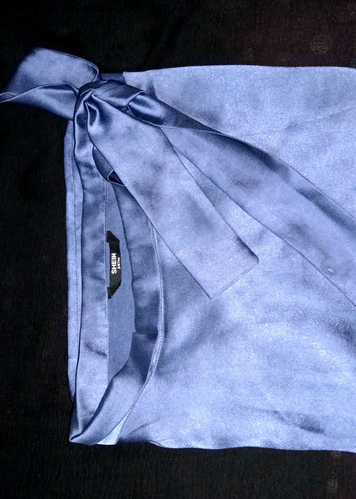 🎀Shein Blue Satin Wrap Top💙⚡