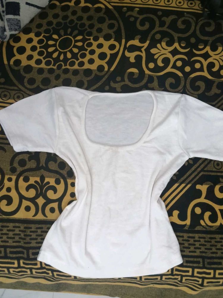 fitted top