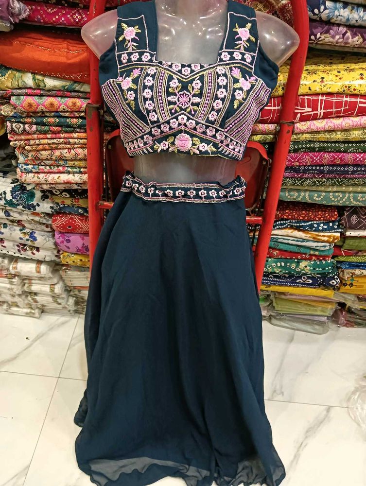 Embroidered Blouse And Plazo