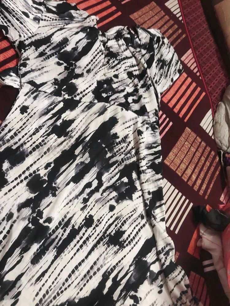Stylish Black &amp; White Tie-Dye Tunic frock