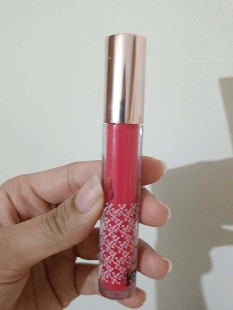 Kay Beauty Vibrant Red Liquid Lip tint