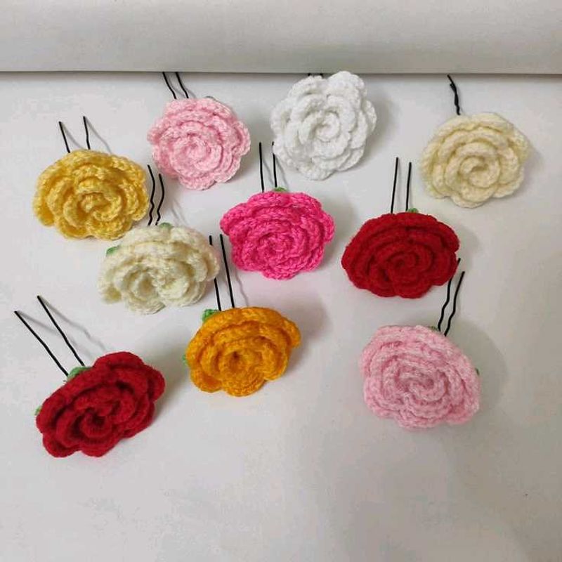 1 Crochet Flower Hair Pins