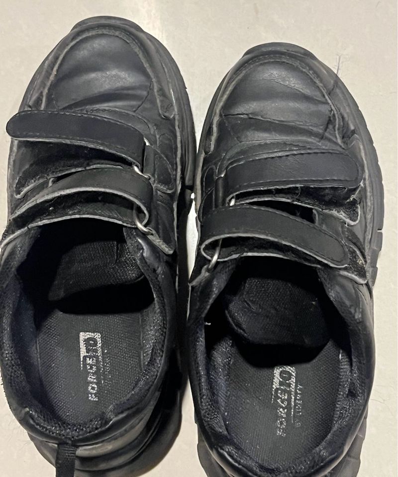 Unisex Liberty Black School Shoes Size 1