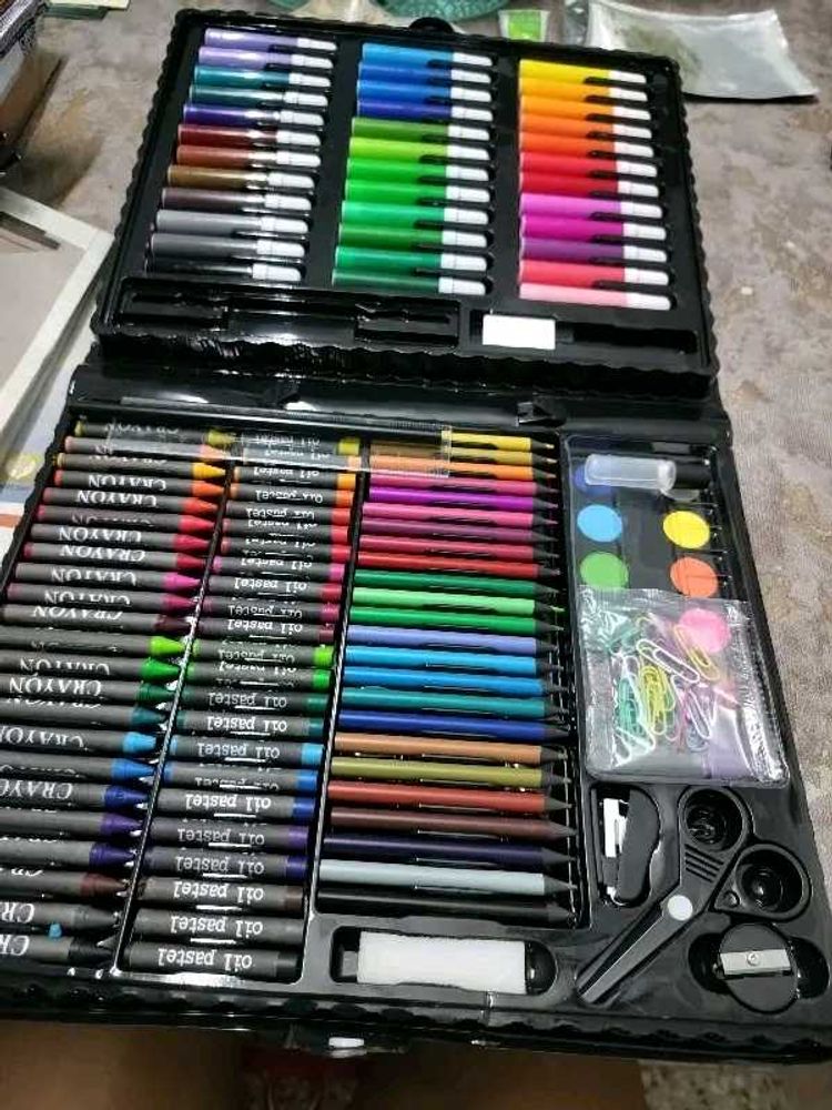200-Piece Art Set for Kids &amp; Adults