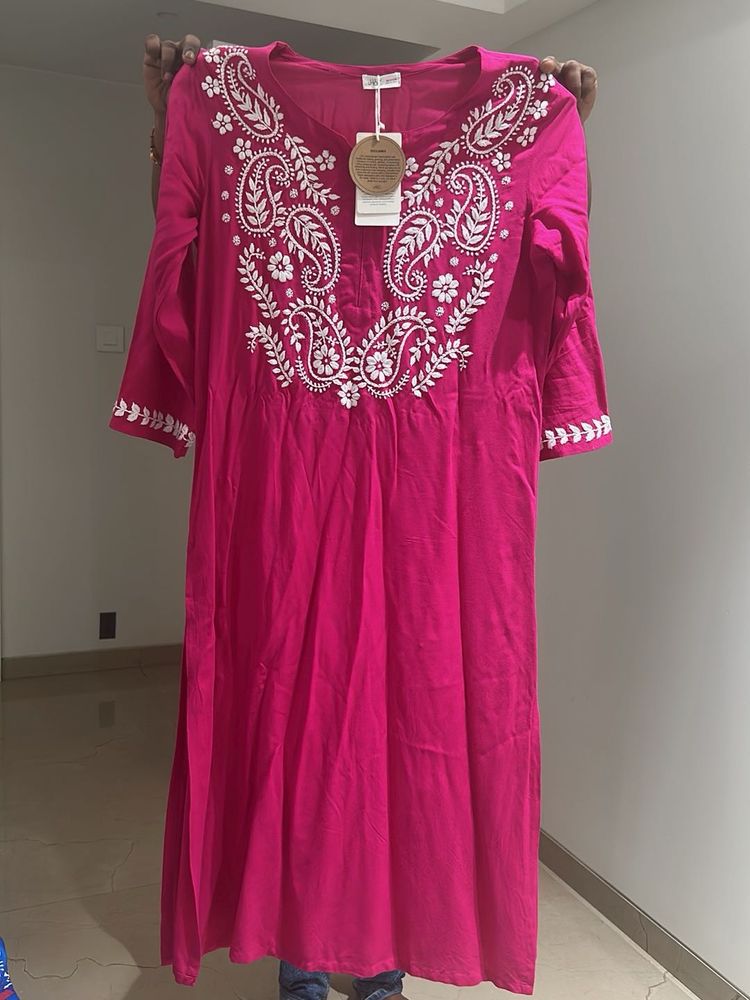 Beautiful Pink Kurta with White Embroidery