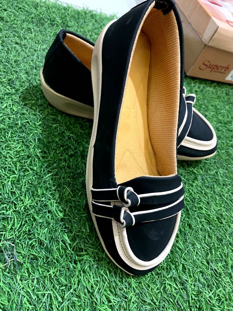 Stylish Black Loafers with Cream Trim all sizes av