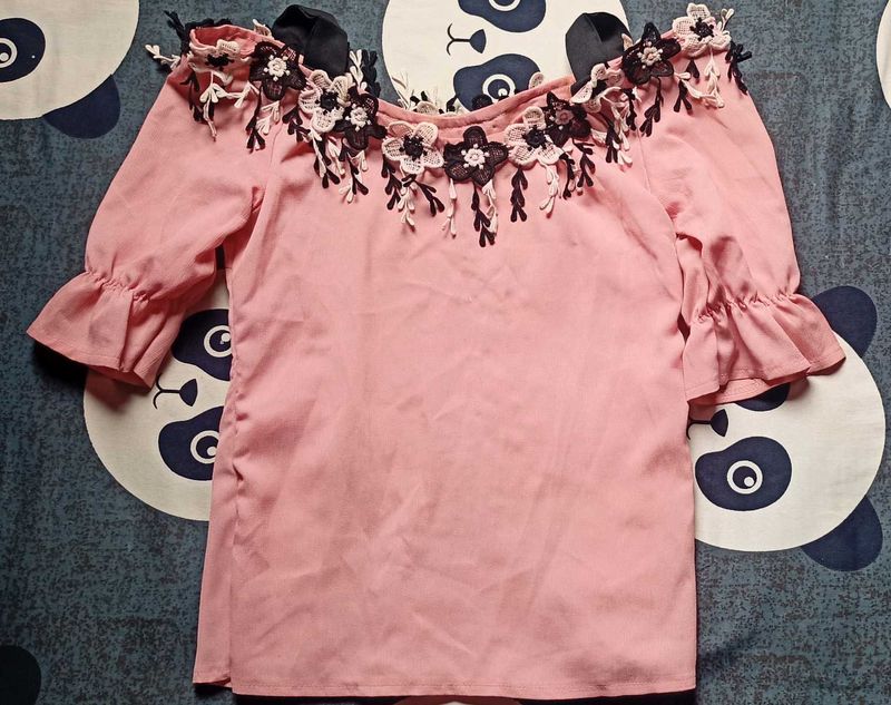 Pink Floral Off-Shoulder Top🎀