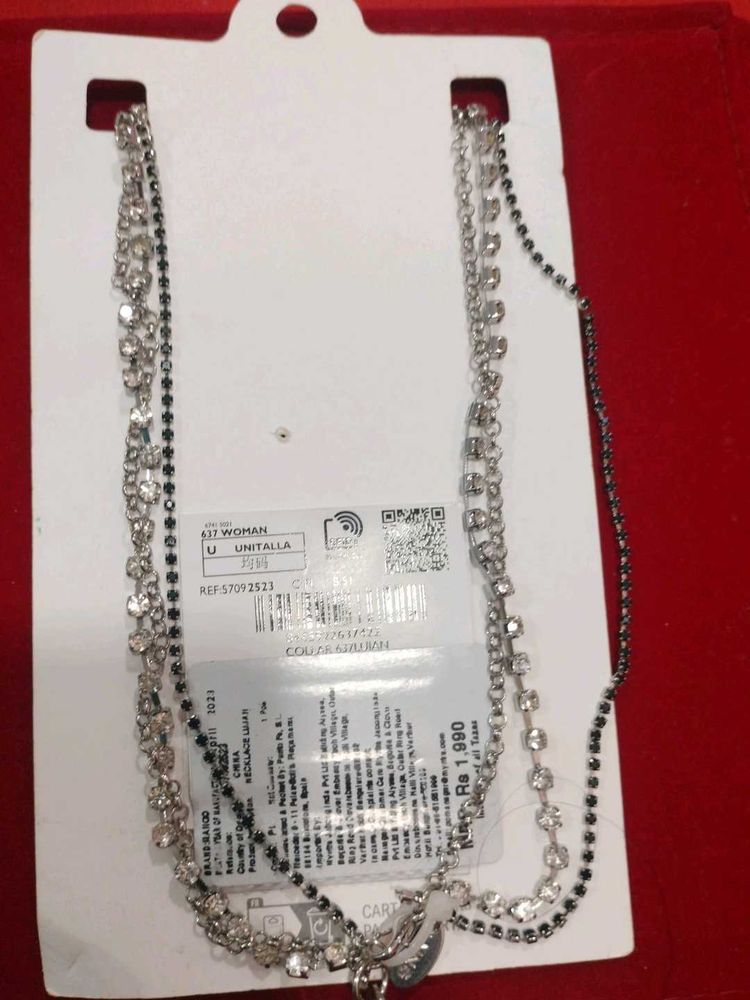 Elegant Layered Rhinestone Necklace