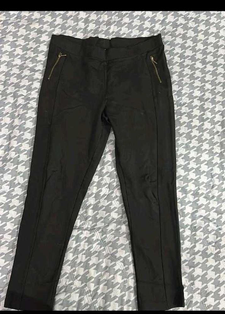 Women's Black Zipper Detail Pants